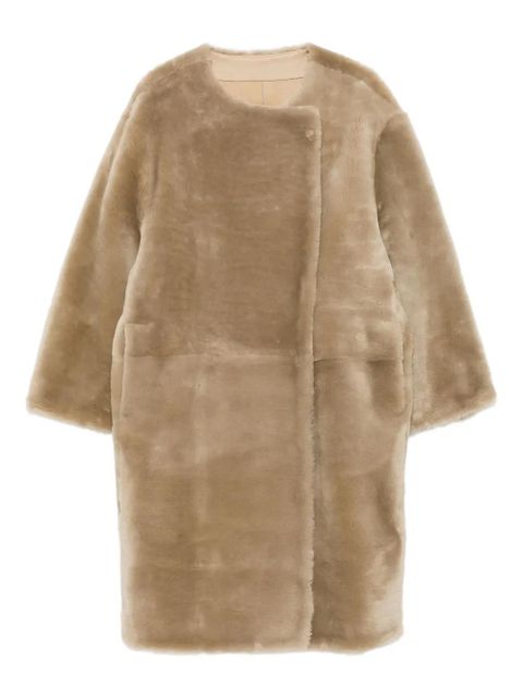 TOTEME collarless shearling coat - Neutrals - zdjęcie produktu nr 1