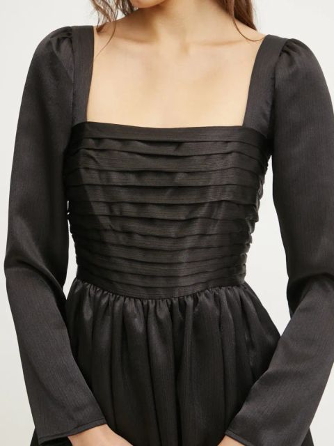 Abercrombie & Fitch sukienka kolor czarny mini rozkloszowana KI159-5085