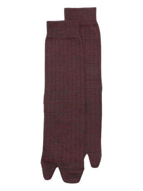 Maison Margiela Tabi ribbed-toe crew-length socks - Red - zdjęcie produktu nr 2
