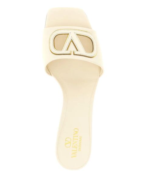 Valentino Garavani Vlogo Signature leather sandals - Neutrals