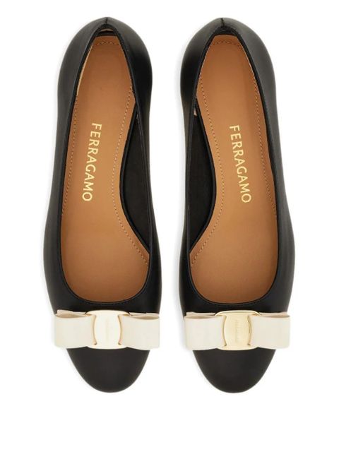 Ferragamo 30mm Vara bow-detail block-heel pumps - Black