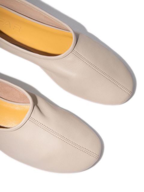 BY FAR Prudence ballerina shoes - Neutrals