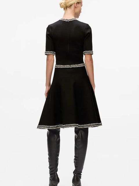 Karl Lagerfeld sukienka kolor czarny mini rozkloszowana A4W13024