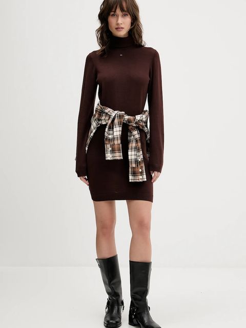 Tommy Jeans sukienka bawełniana kolor brązowy mini dopasowana DW0DW21958