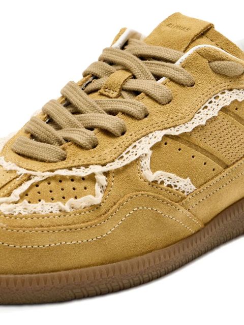 ALOHAS lace-trimmed suede sneakers - Yellow