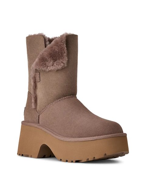 UGG śniegowce zamszowe Esmee Boot kolor beżowy 1171533.CRBO - zdjęcie produktu nr 2