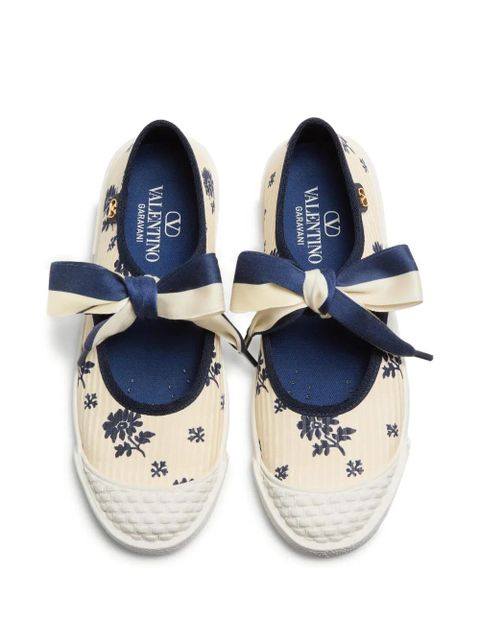 Valentino Garavani Bay By Bay ballerina sneakers - Neutrals