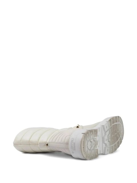 Valentino Garavani studded buckle boots - White