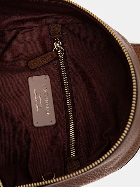 Coccinelle plecak skórzany damski kolor brązowy mały gładki E1.TFK.14.01.01