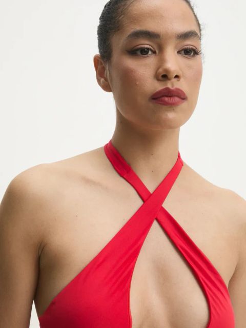 Answear.LAB biustonosz kąpielowy kolor czerwony lekko usztywniona miseczka