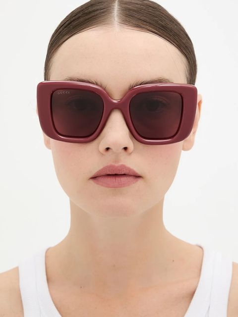 Gucci okulary przeciwsłoneczne damskie kolor bordowy GG1975S