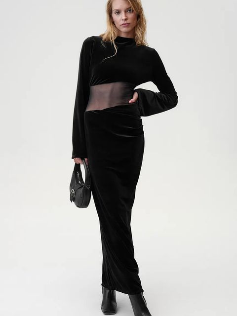 Undress Code sukienka Miss Me Dress kolor czarny maxi dopasowana 736