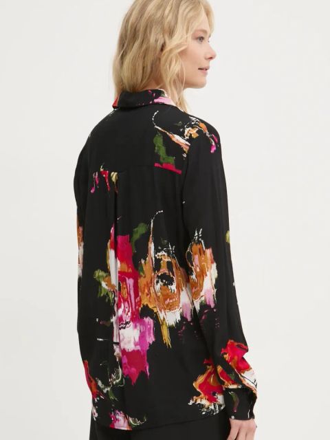 Desigual koszula NAGOYA damska kolor czarny regular z kołnierzykiem klasycznym 24WWCW15