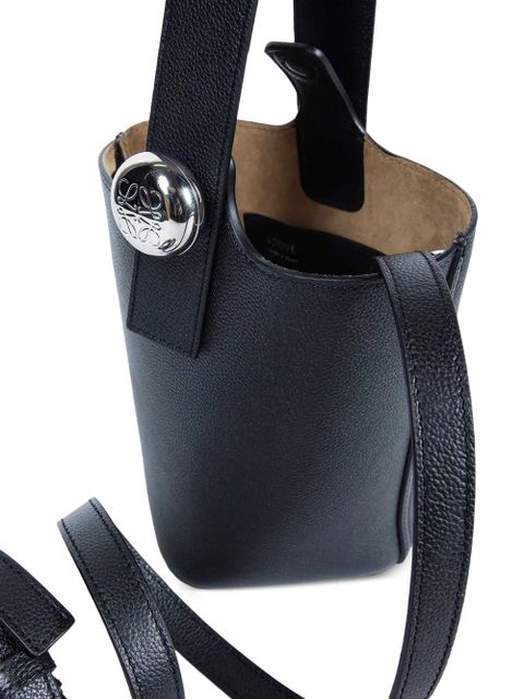 LOEWE Pebble logo-embellishment mini bucket bag - Black - zdjęcie produktu nr 2