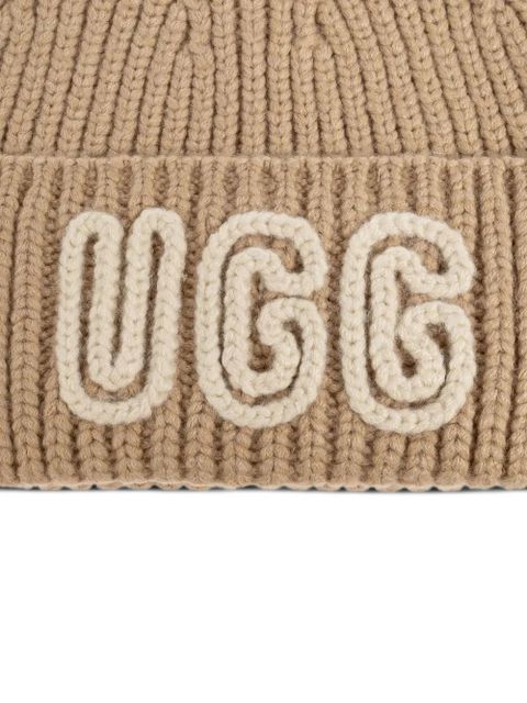 UGG ribbed logo beanie hat - Neutrals