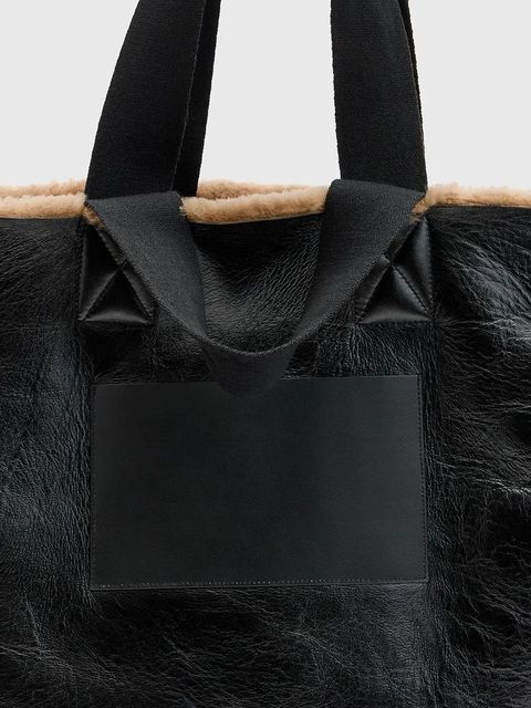 AllSaints torebka skórzana dwustronna IZZY SHEARLING kolor brązowy W056XB - zdjęcie produktu nr 2