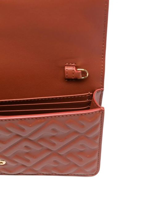 FENDI Baguette logo-plaque quilted clutch bag - Red