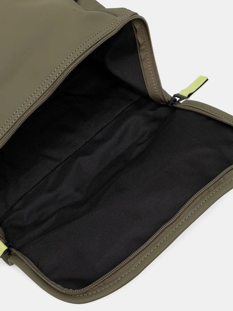 Rains plecak 14340 Trail Mountaineer Bag kolor zielony duży gładki 14340