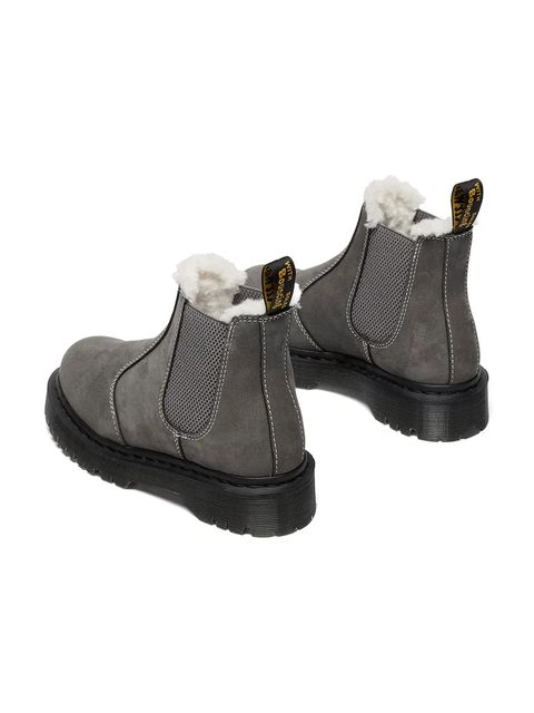 Dr. Martens sztyblety zamszowe 2976 Bex Fur Lined damskie kolor szary na platformie lekko ocieplone DM41420020