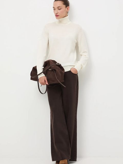 Medicine sweter z wełny merino kolor beżowy z golfem - zdjęcie produktu nr 2