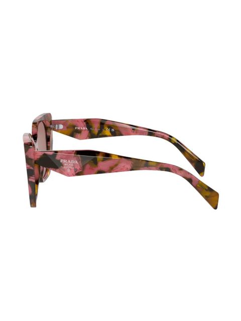 Prada Eyewear Prada PR 19ZS overvsize frame sunglasses - Brown