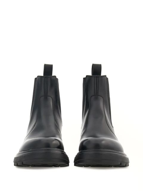 Ferragamo logo-debossed leather boots - Black