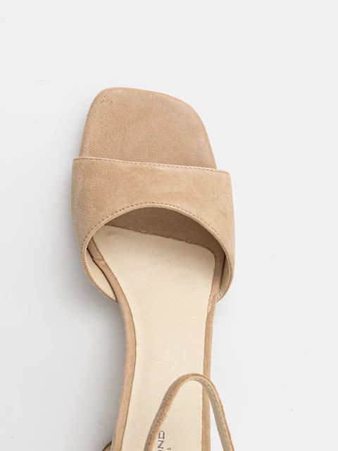 Vagabond Shoemakers sandały zamszowe PIPER kolor beżowy 5921-040-11