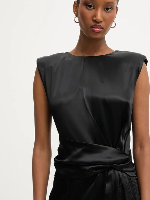 Answear.LAB sukienka kolor czarny midi rozkloszowana