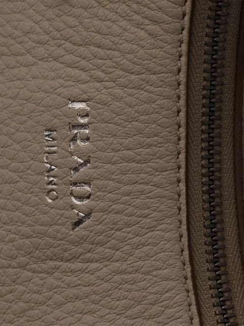 Prada Aimèe large leather shoulder bag - Grey
