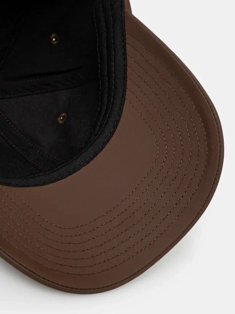 Rains czapka z daszkiem Cap W1 kolor brązowy gładka 13600.23