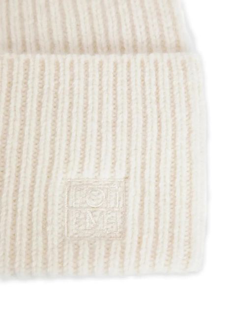TOTEME embroidered-logo ribbed beanie - Neutrals