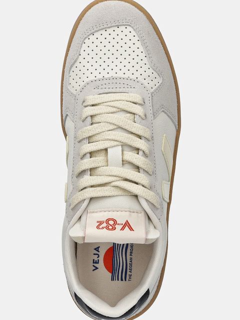 Veja sneakersy skórzane V-82