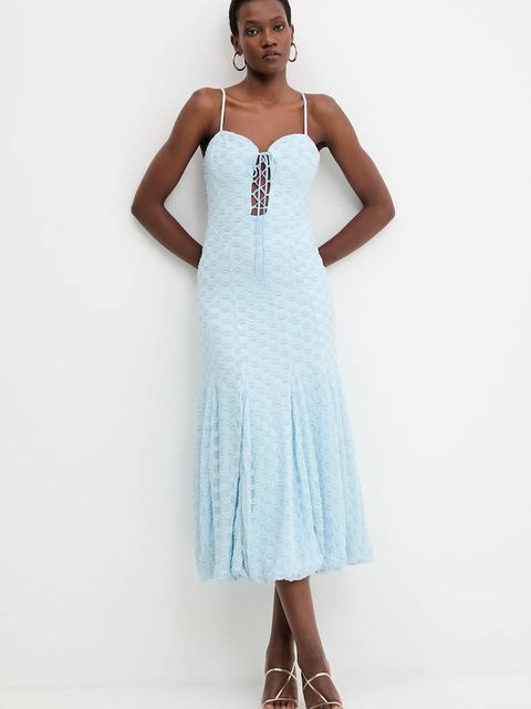 Bardot sukienka kolor niebieski maxi dopasowana 59928DB