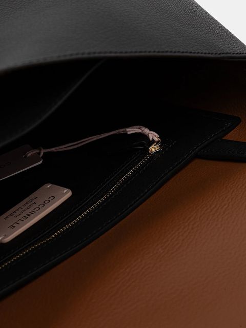 Coccinelle torebka skórzana NIKLA