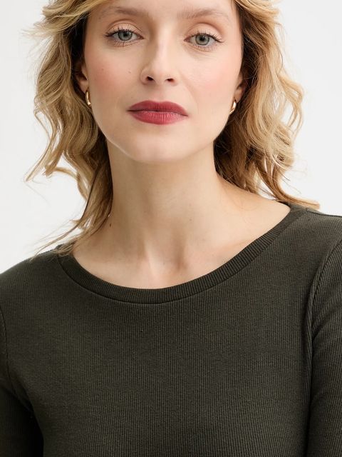 MUUV. longsleeve MUUV. x Answear kolor zielony