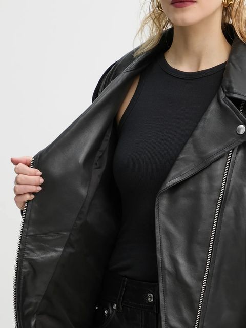 Stand Studio ramoneska Isobelle