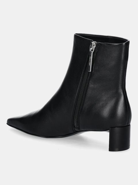 Calvin Klein botki skórzane SET BACK KITTEN HEEL ANKLE BOOT kolor czarny na słupku HW0HW02811