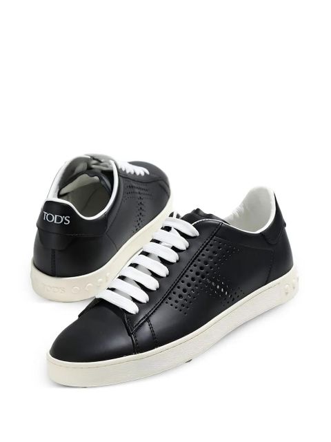 Tod's perforated laced sneakers - Black