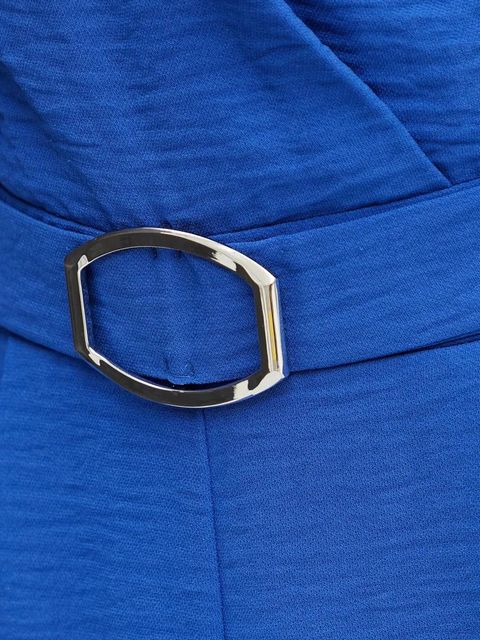 Morgan kombinezon PILOU.F kolor fioletowy z dekoltem w szpic PILOU.F