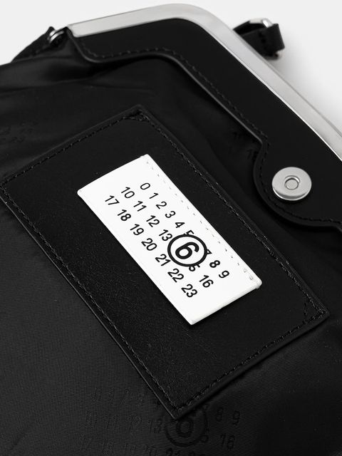 MM6 Maison Margiela torebka kolor czarny SB6WF0008.P8503.HA751