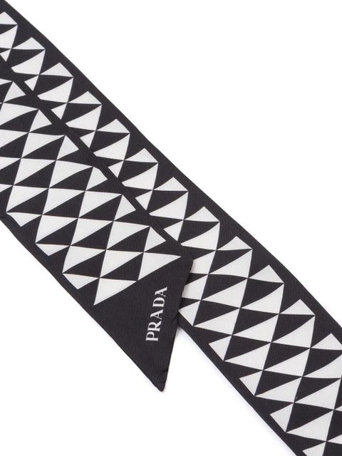 Prada triangle-logo twill scarf - Black - zdjęcie produktu nr 2