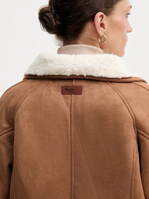 Pepe Jeans płaszcz kolor brązowy PL4024362