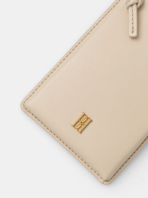 By Malene Birger pokrowiec na telefon skórzany AYA PHONE kolor beżowy 103169