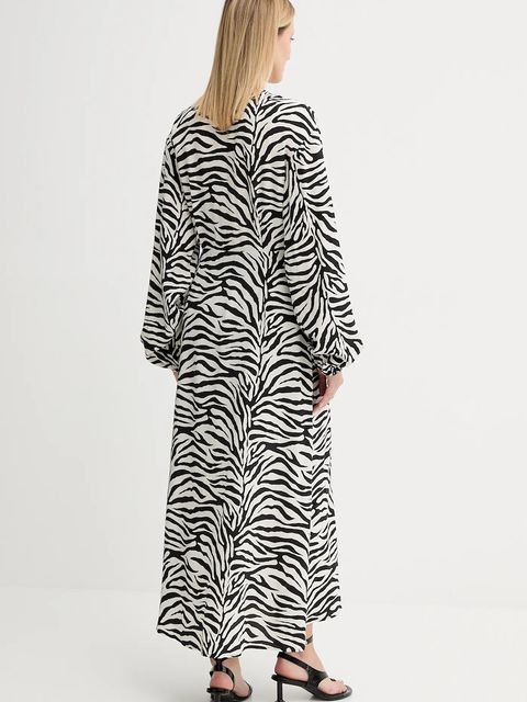 Gestuz sukienka kolor czarny maxi rozkloszowana 10910422