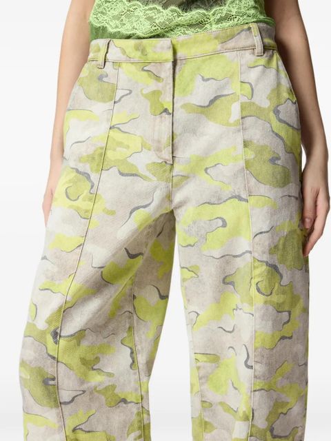 PINKO camouflage-print darted trousers - Yellow