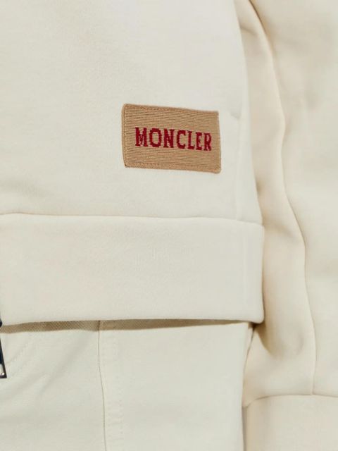 Moncler logo-patch hoodie - Neutrals