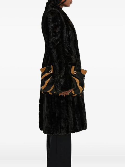 Ferragamo medium animal-print Gancini-pin shoulder bag - Black