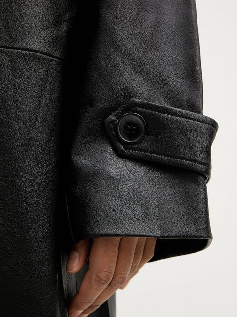 Bardot płaszcz kolor czarny 60222JB