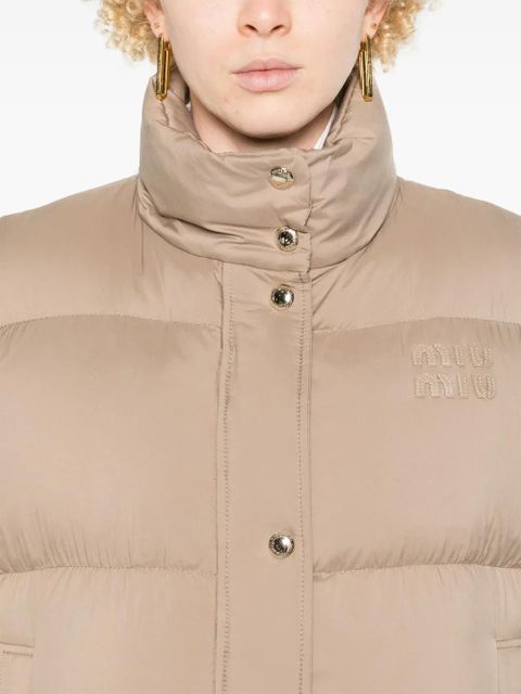 Miu Miu logo-patch down gilet - Brown