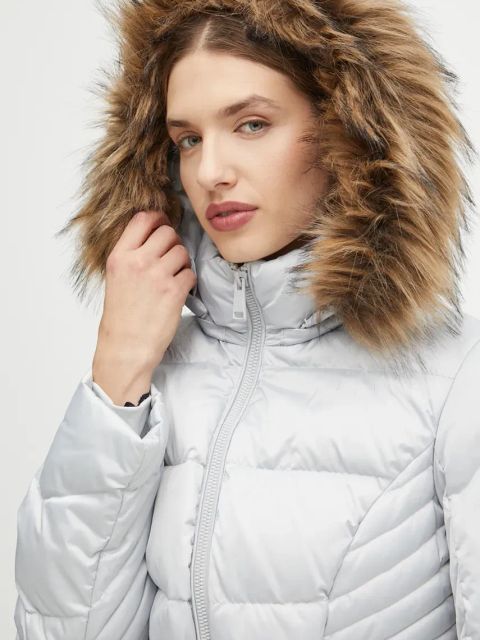 Guess kurtka OLGA damska kolor szary zimowa W4BL40 WEX52